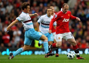 MU Menang, Rooney Akhiri Paceklik Gol
