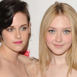 Dakota Fanning Nyaman Berciuman dengan Kristen Stewart
