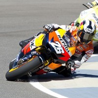 Pedrosa Menang, Lorenzo Belum Terusik