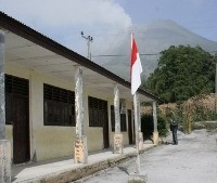 29 Sekolah di Kaki Gunung Sinabung Masih Libur 