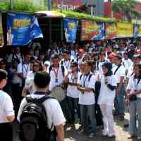 1.500 Karyawan Smartfren Turun ke Jalan