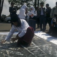 Jabaril Protes Kartu Lebaran Gubernur