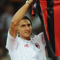 Ibra Ingin Cetak Minimal 25 Gol