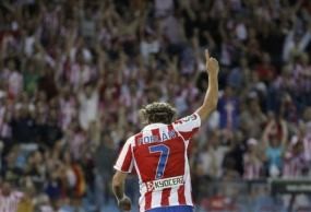 Forlan Terus Menikmati Gol-golnya