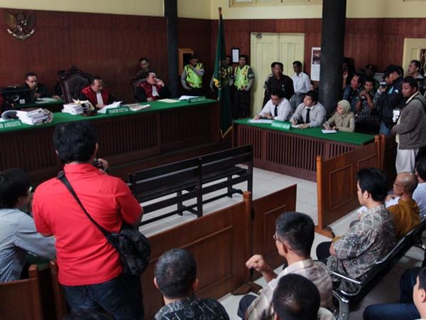 Pengadilan Perintahkan Buddha Bar Ditutup