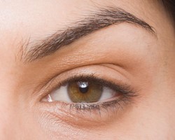 Penyebab Timbulnya Lingkar Hitam Mata