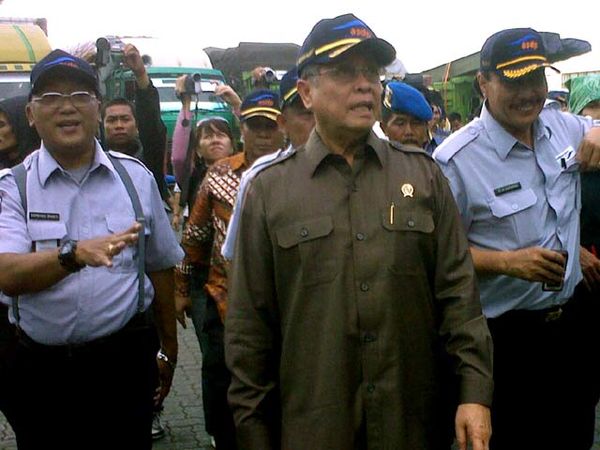 Menteri BUMN Pantau PT ASDP Sambut Arus Mudik Menteri BUMN Pantau PT ASDP Sambut Arus Mudik