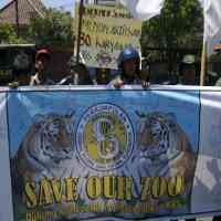 Tak Hanya Unjuk Rasa, 30 Karyawan KBS Mengadu ke Disnaker 