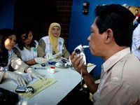Sopir Bus Tes Kesehatan