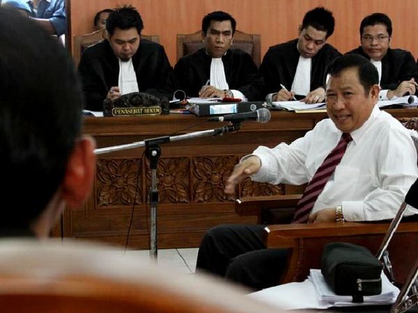 Susno Bersaksi Untuk Sjahril Djohan