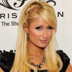 Paris Hilton Anggap Gosip Simpan Kokain di Vagina Sungguh Kejam