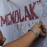 Warga Tulungagung Cap Jempol Darah Tolak Pendirian SPPBE