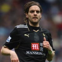 Van der Vaart Masuk, Woodgate Terlempar