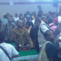 Verifikasi Calon Walikota Jayapura Diwarnai Kericuhan
