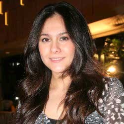 Pasca Melahirkan, Wulan Guritno Susah Turunkan Berat Badan