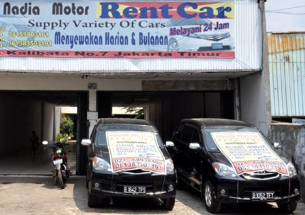 Booming Rental Mobil