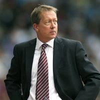 Curbishley Didekati Villa