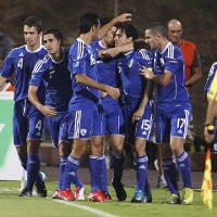 Tekuk Malta, Benayoun Bikin Hat-trick