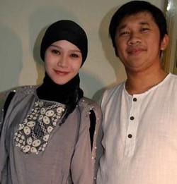 Lebaran, Hanung Boyong Zaskia Mudik ke Yogyakarta