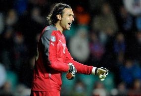 Sirigu Tolak Disalahkan