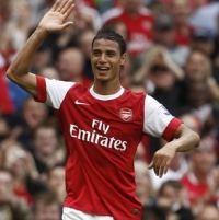 Chamakh Kerja Lebih Keras di Inggris