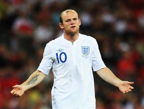 Rooney Disamakan dengan Oezil