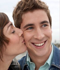 Pria Lebih Kuat Karena Wanita Tercinta