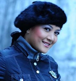 Kangen Nyanyi, Rida Eks RSD Garap Musik Islami