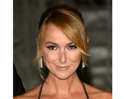 Gucci Berikan Penghargaan Bagi Sineas Wanita