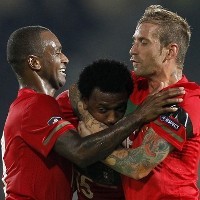  Lebih Solid, Portugal!