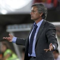 Valdes: Mourinho Penjual Koran