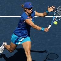 Clijsters & Venus Tapaki 8 Besar