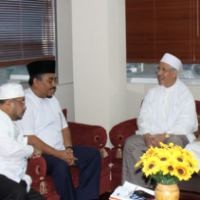 Pemerintah RI Diminta Desak AS Cegah Rencana Pembakaran Al Quran