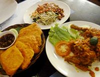 Menu Serba Pedas Sekarbela