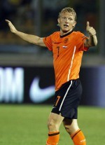 Kuyt Out Beberapa Pekan