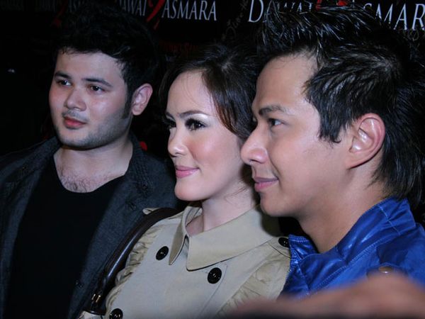 Bintang-bintang Dawai 2 Asmara