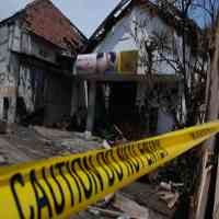 Lokasi Kebakaran di Porong Dipasang Garis Polisi 