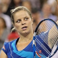 Clijsters Tantang Venus di Semifinal