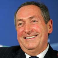 Houllier Resmi Tangani Villa