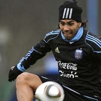 Tevez: Piala Dunia 2014? Entahlah
