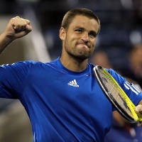 Youzhny Lolos ke Semifinal
