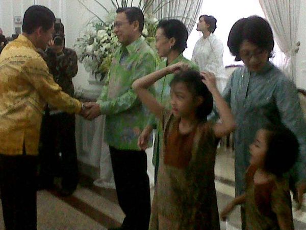 Boediono Open House Untuk Pegawai Wapres