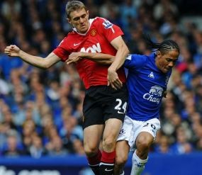 Dua Gol Telat Tahan MU