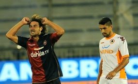 Cagliari Hajar Roma 5-1