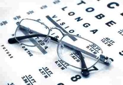 Peneliti Kembangkan Tetes Mata untuk Rabun Jauh