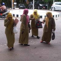 Sejumlah PNS Samarinda Sibuk Belanja di Jam Kerja