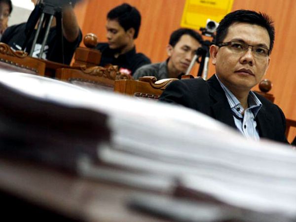 Kompol Arafat Bacakan Pledoi