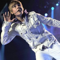 Justin Bieber Curi 3% Trafik Twitter 