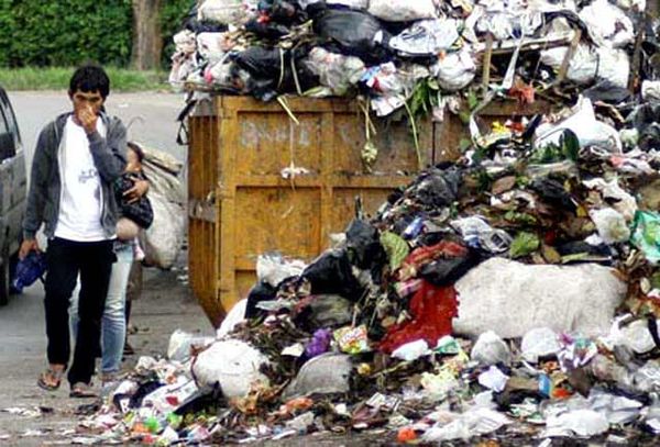 Pasca Lebaran Sampah Menumpuk