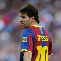 Messi Kejar Hat-trick Beruntun Topskorer